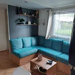 Cf - Esprit Detente Et Convivialite Entre Et Campagne - 3 Ch, 2 Sdb * Лат