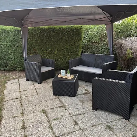 Kemp Cf - Esprit Detente Et Convivialite Entre Et Campagne - 3 Ch, 2 Sdb Lattes